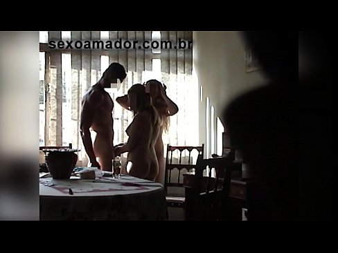 ❤️ Sexveninder inviterer en kæmpe mand og en trekant med ham ☑ Fucking video at da.assistdoctor23.ru ❤