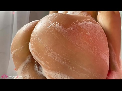 ❤️ Brunette onanerer fisse med vibrator til intens orgasme i brusebad ☑ Fucking video at da.assistdoctor23.ru ❤